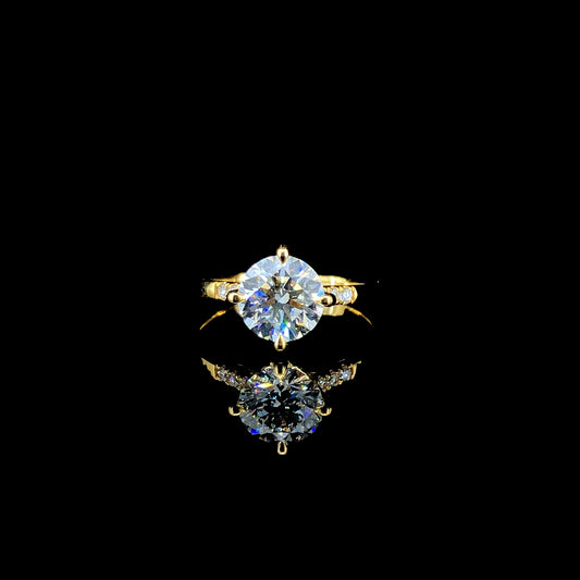 Round solitaire engagement ring
